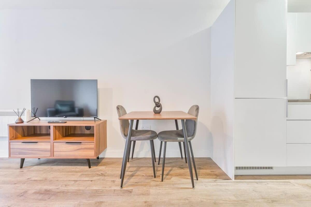 Central Birmingham 1 Bedroom Apartment エクステリア 写真